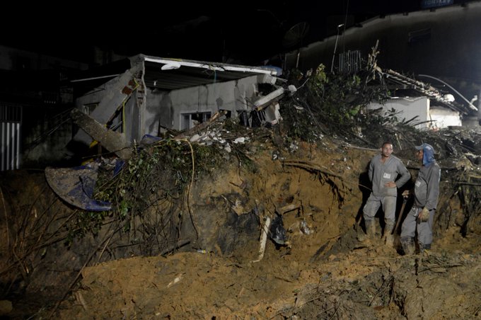 Fuertes lluvias en Brasil dejan al menos 44 fallecidos y 56 desparecidos