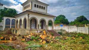 Ecocidio forma parte de la “restauración patrimonial” de La Casa de los Arcos en Maracay (FOTOS)