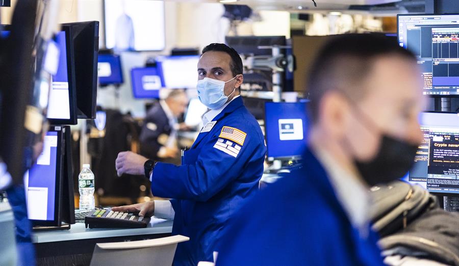 Wall Street abre en positivo y el Dow sube un 0,87 %