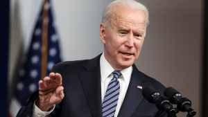 Biden anuncia envío a Ucrania de más artillería, municiones y misiles