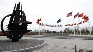 España y EEUU analizarán temas de seguridad tras la cumbre de la Otan