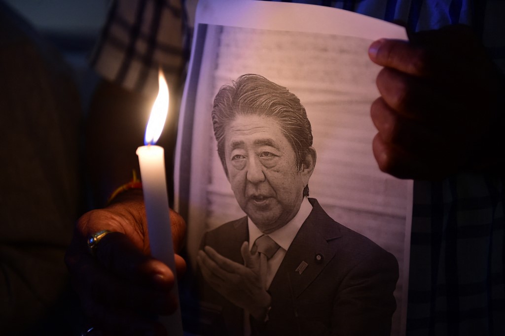 La madre del detenido por asesinar a Shinzo Abe donó 720 mil euros a grupo religioso