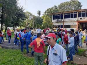 El chavismo le tiene la vida “hecha cuadritos” a los empleados de la Unellez en Barinas