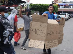 “En Venezuela se gana al día tres dólares y no hay para poder darles de comer a mis hijos”