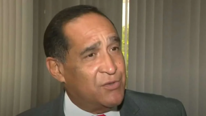 Concejal de Miami-Dade acusado de corrupción sale libre bajo fianza