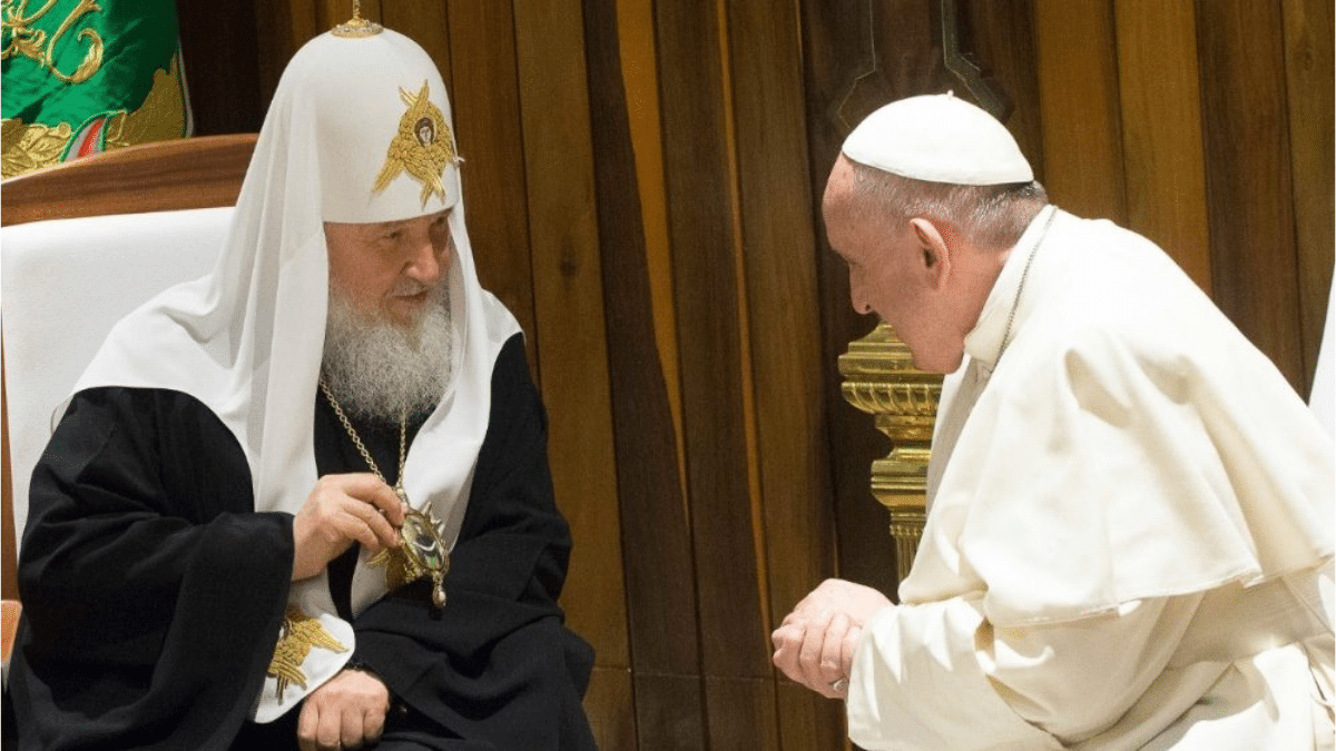 El papa Francisco recibe a un representante del patriarca ortodoxo ruso Cirilo I