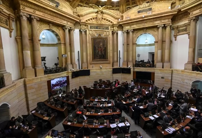 Congreso colombiano definirá cronograma de encuentros con la asamblea fraudulenta