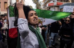 Irán convoca a los embajadores británico, sueco y noruego tras una semana de protestas