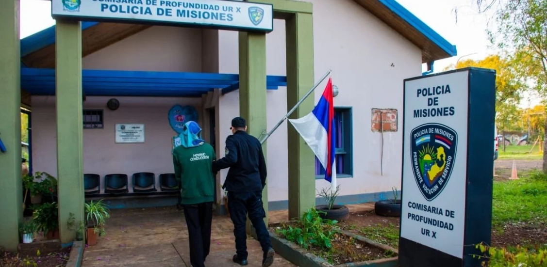 “¡Me lo voy a comer!”, gritó argentino mientras lo detenían tras asesinar y desprender los intestinos de su víctima