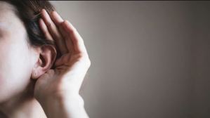 Por qué los problemas de audición están relacionados con mayor riesgo de deterioro cognitivo