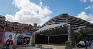 El Chigüire Bipolar: Cancelan concierto de Juanes luego de que Diosdado ordenara montar la tarima en El Helicoide