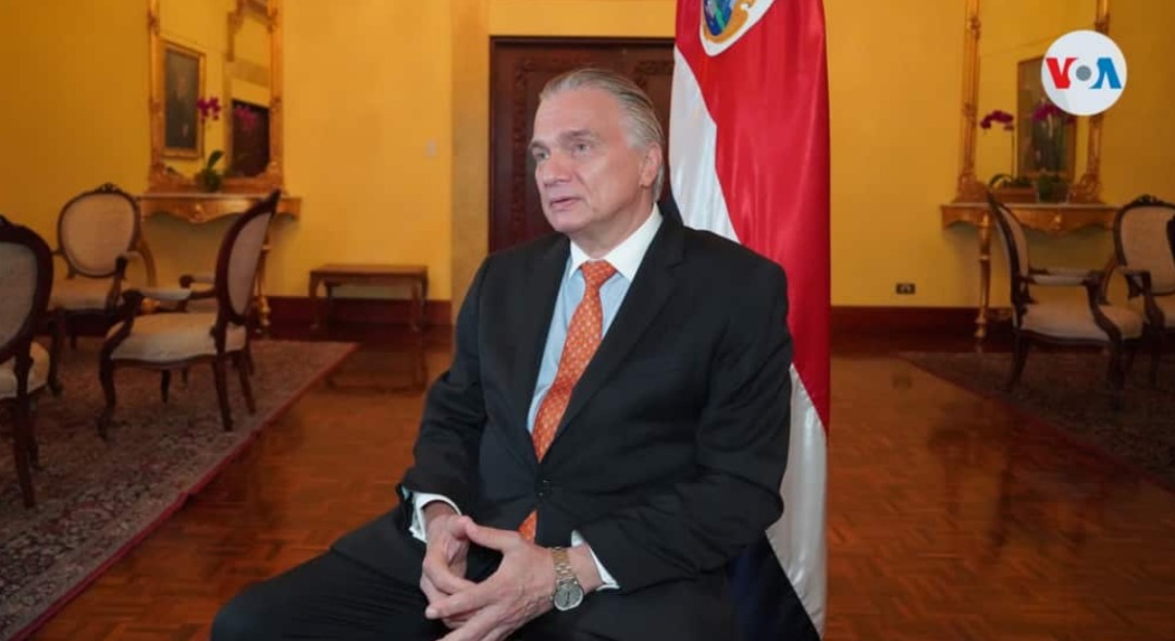 Canciller de Costa Rica sobre migración nicaragüense y venezolana: “Está rebasando los límites de la razonabilidad”
