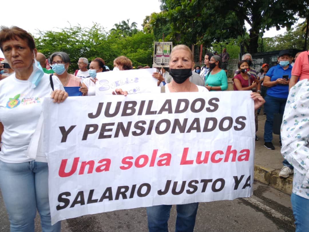 El drama de una médica jubilada en Carabobo: “Yo nunca imaginé que iba a vivir en esta mendicidad”