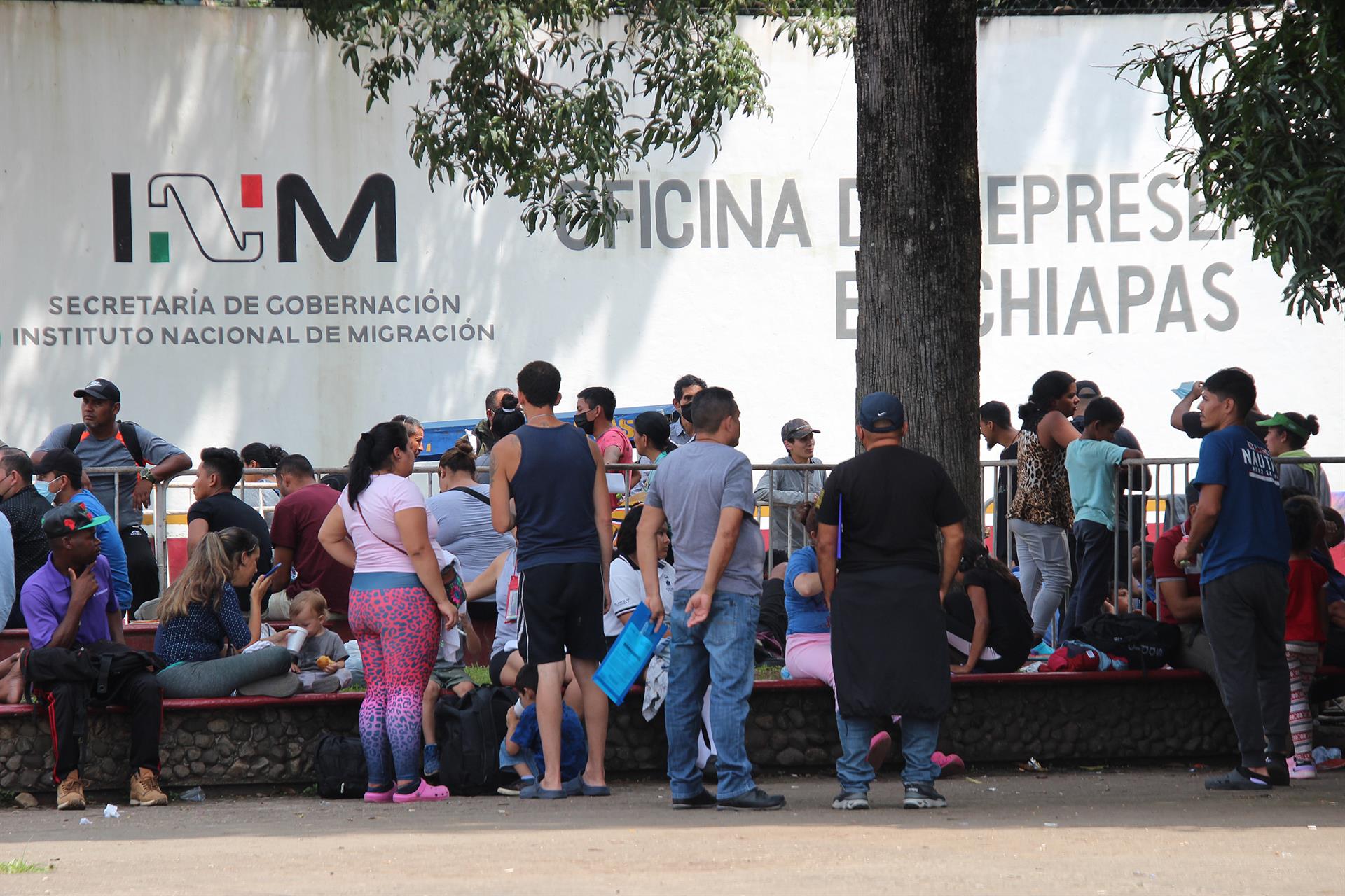 Migrantes en México, incluso venezolanos, denunciaron que los expulsan a Guatemala