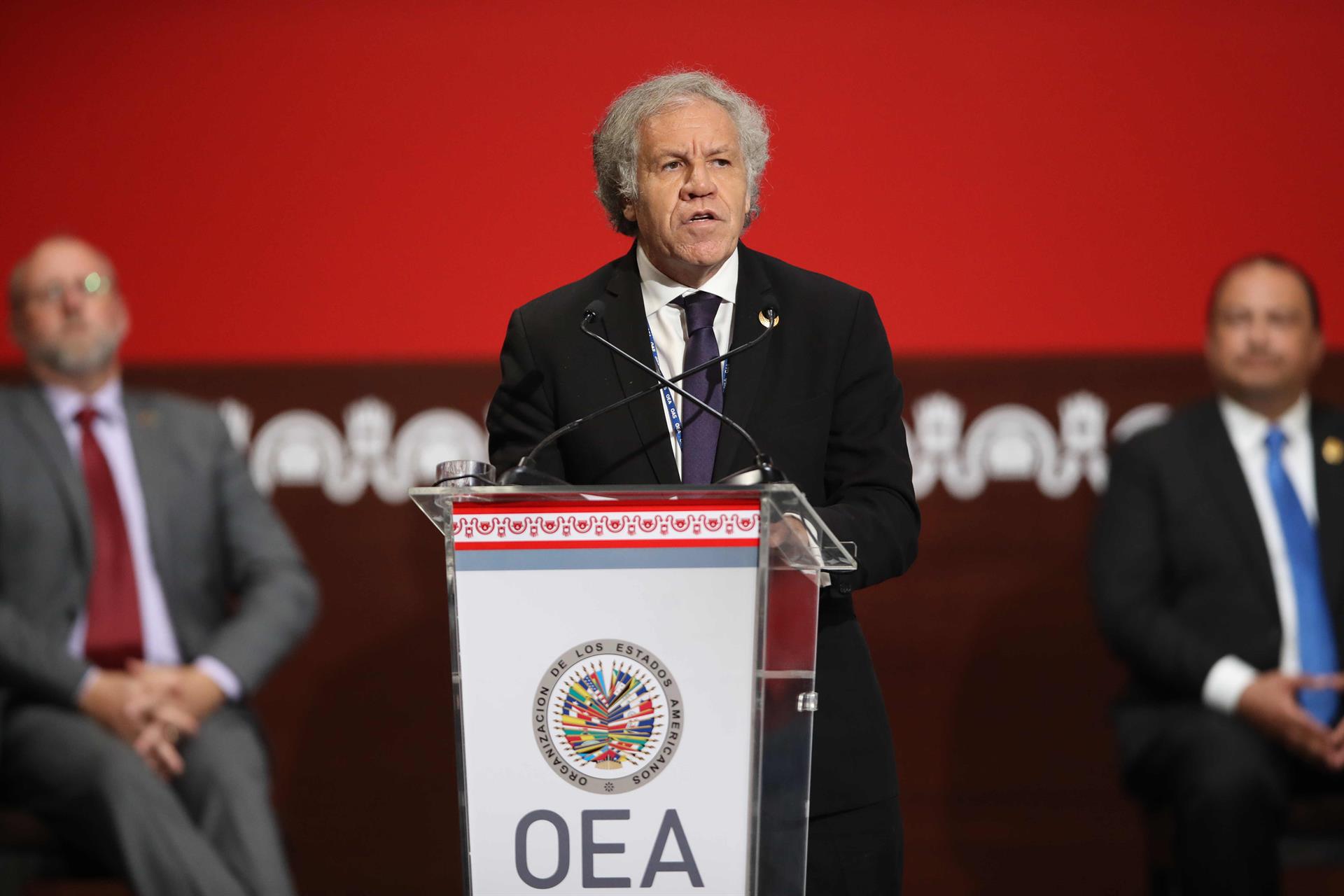 El secretario general de la OEA, investigado por relación con una subordinada