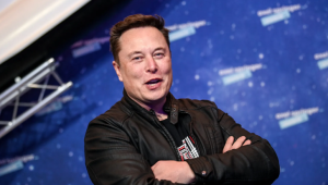 Elon Musk disolvió el directorio de Twitter y se convirtió en el único director de la red social