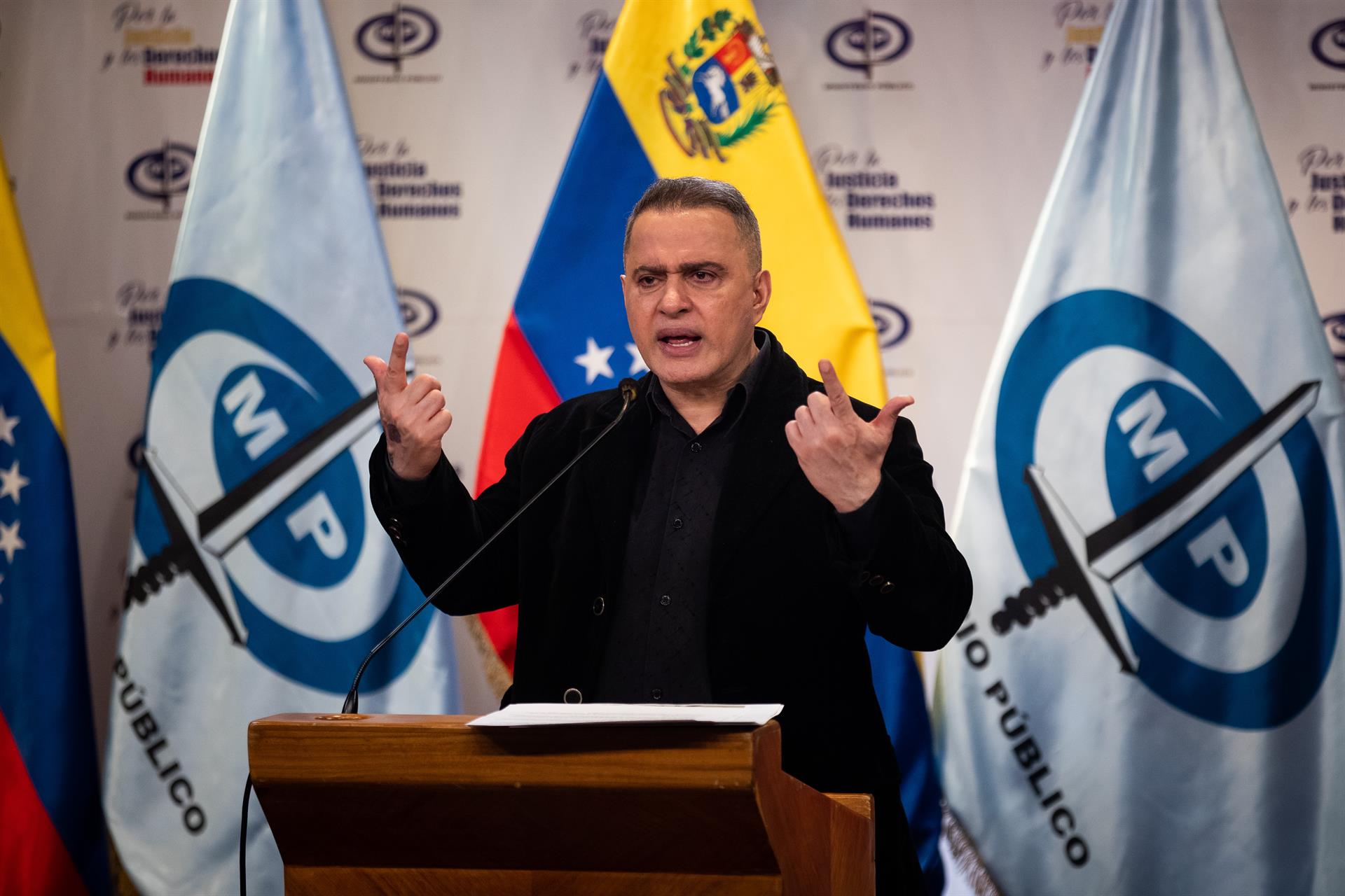 Tarek William Saab negó que boicoteara la cooperación con autoridades chilenas en el caso Ronald Ojeda
