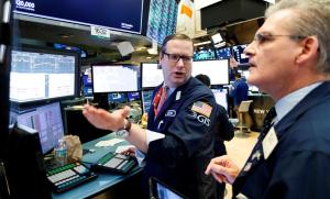 Wall Street terminó a la baja a pesar de buenos resultados de empresas