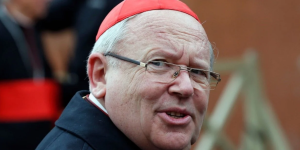 Uno de los más importantes cardenales católicos reveló que abusó de una menor