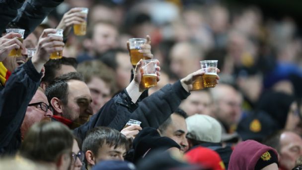 El Mundial se queda sin cerveza: Qatar prohíbe su venta en estadios y alrededores