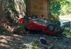 Sargento activo de la GNB murió cuando su vehículo cayó de un puente