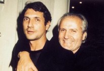Murió el diseñador Antonio D’Amico, viudo de Gianni Versace y su gran amor