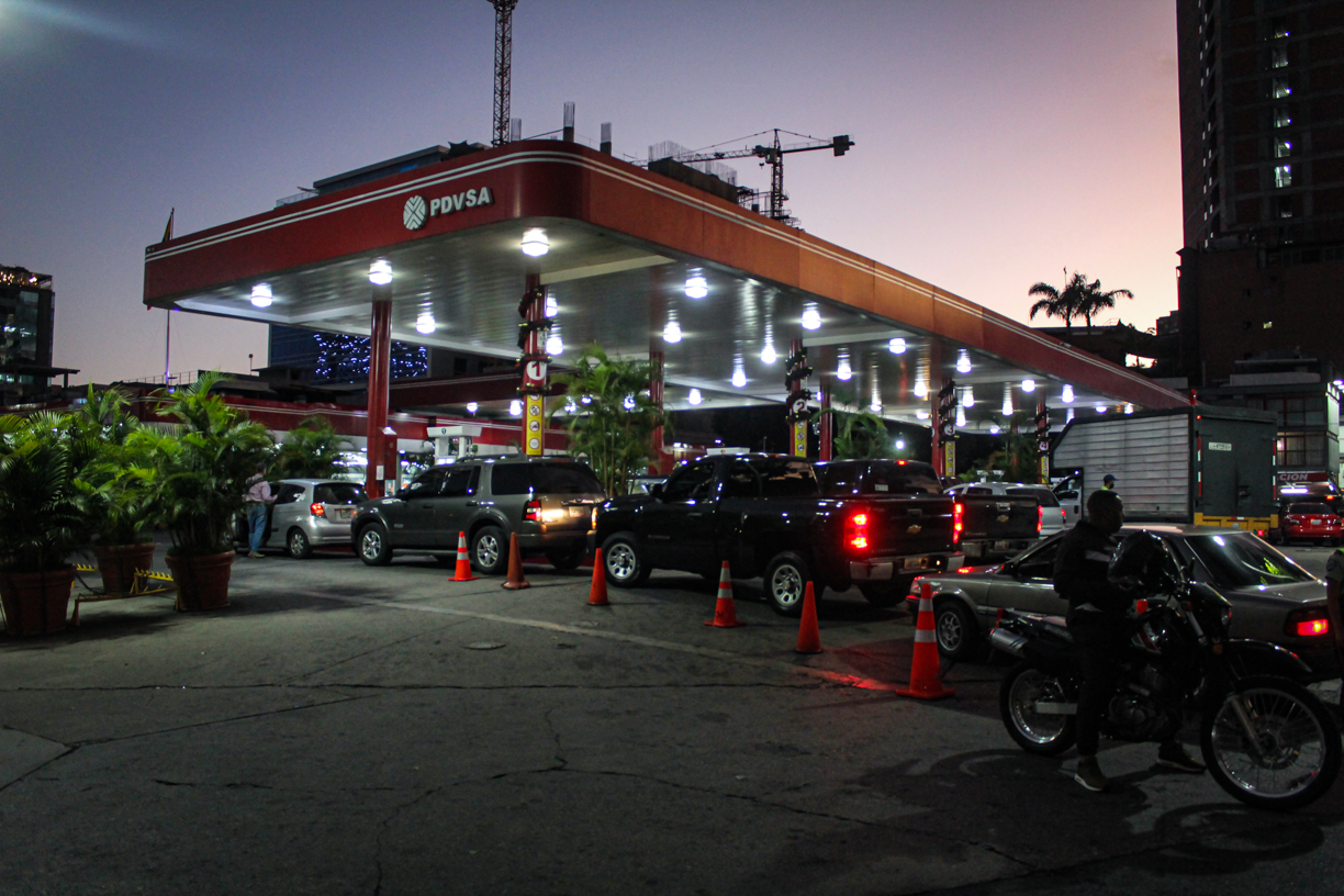 Demanda de gasolina en Caracas sube casi 60 %: El plan de Pdvsa para estabilizar el suministro en fin de año
