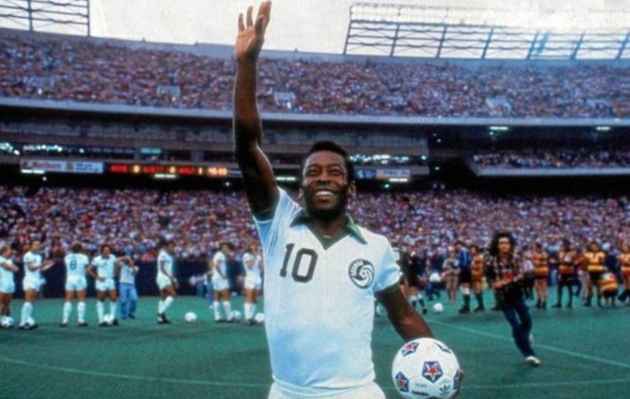 El fútbol de EEUU se rinde a Pelé