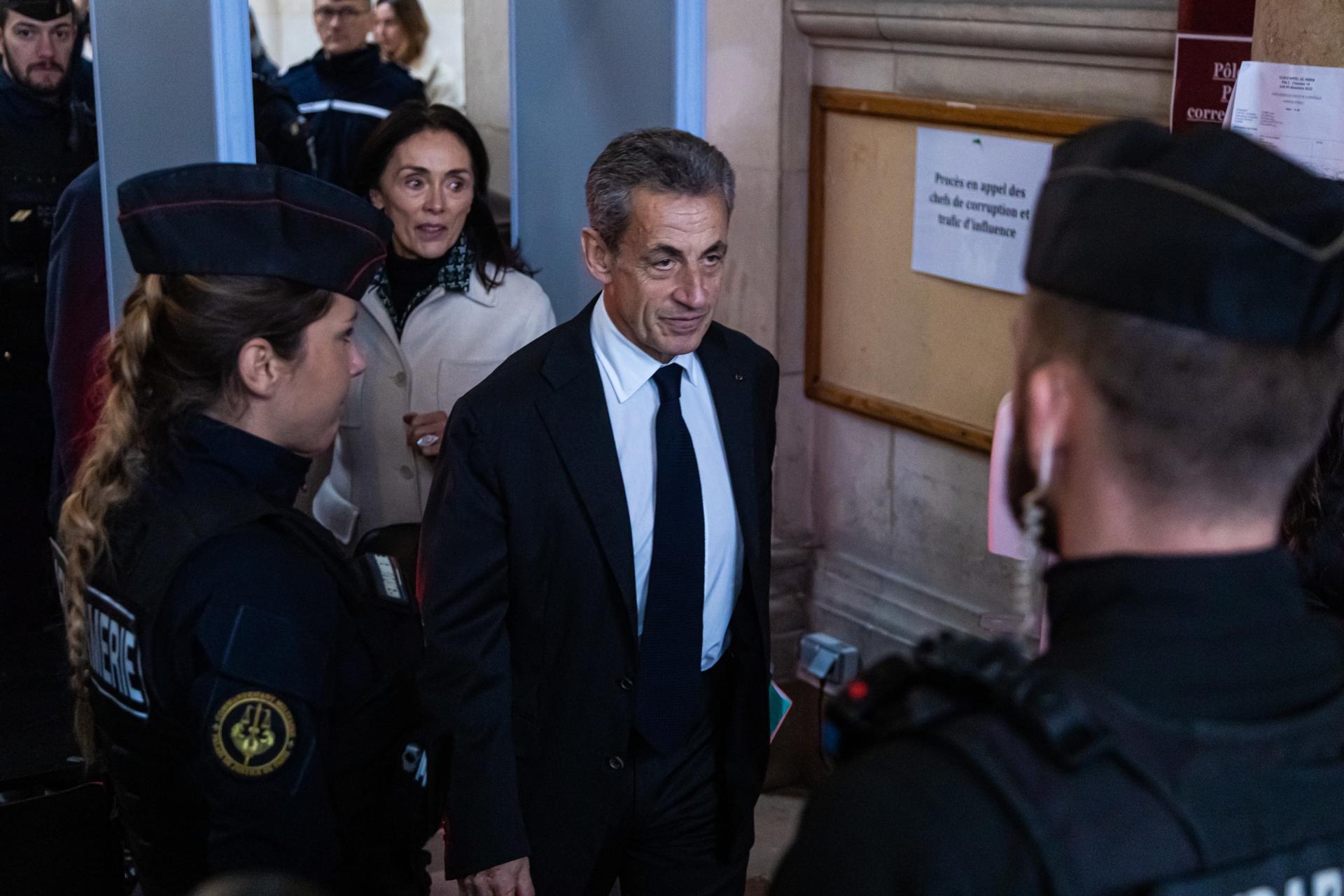 Sarkozy niega haber corrompido a nadie y se queja de una condena sin pruebas