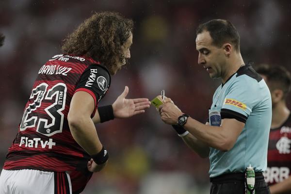 David Luiz renueva con el Flamengo hasta diciembre de 2023