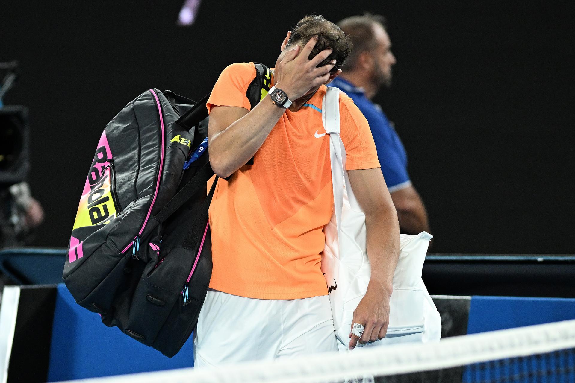 Un Nadal lesionado cae ante McDonald en segunda ronda del Abierto de Australia