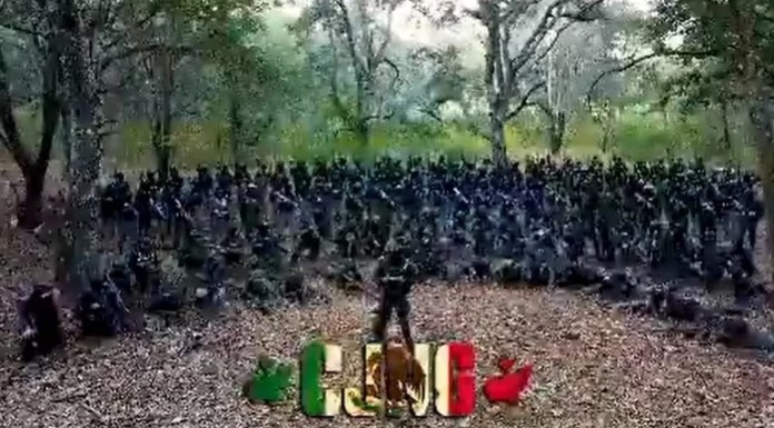 “Ya estamos aquí”: con hombres fuertemente armados, un cártel mexicano anunció su llegada al estado de Morelos (VIDEO)