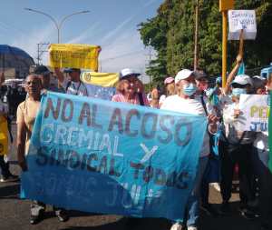 “La vocación no alcanza para pagar la factura”: Trabajadores de la salud encabezaron marcha en Valencia