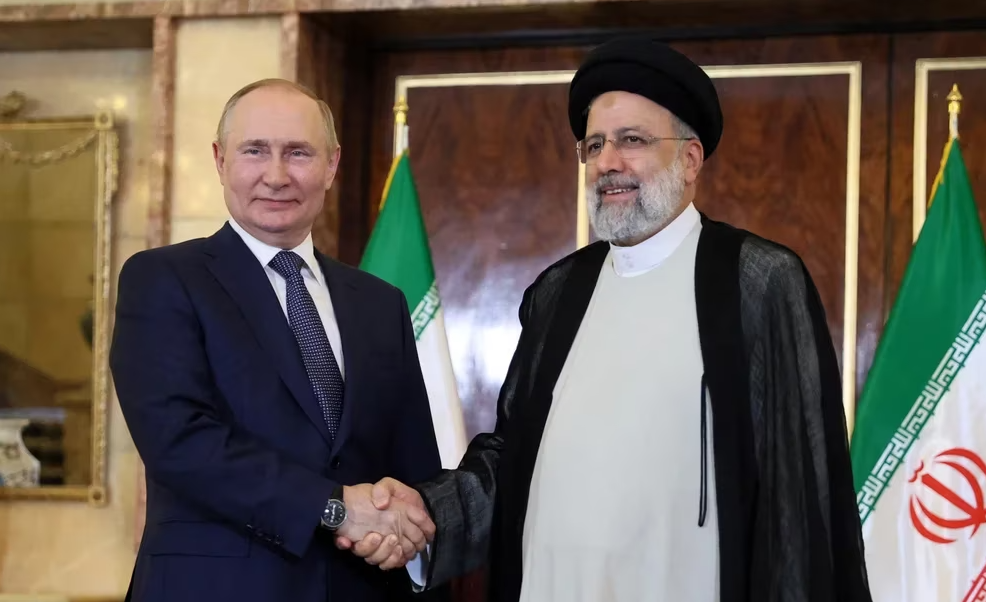 Irán y Rusia firmaron acuerdo para conectar sus sistemas bancarios y evadir sanciones