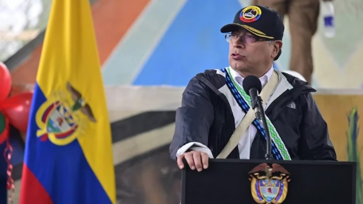 Petro y una nueva polémica: propuso “democratizar” la generación de energía en Colombia