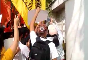 “¿Cuál es el miedo?”: Jóvenes de Anzoátegui exigen al CNE que abra puntos para el REP