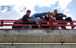 El milagroso rescate de una venezolana que intentó lanzarse desde un puente en Panamá