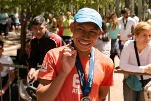 Yurni Lezama, el primer indígena taurepán en correr en el Maratón CAF 2023