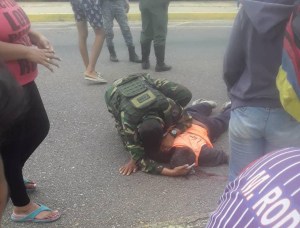 Militar atropelló con una camioneta a un empleado público en Punto Fijo