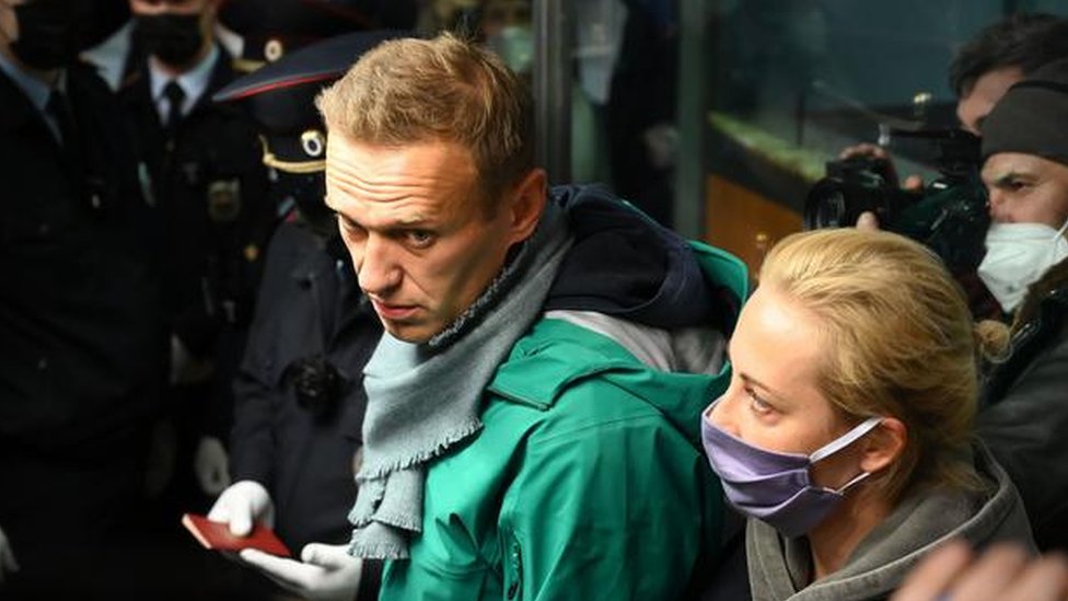 Equipo de Navalny niega implicación en atentado contra bloguero militar prorruso
