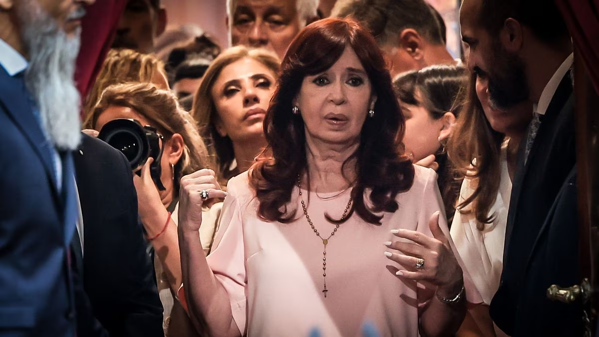 Cristina Fernández clama contra el “encubrimiento” del “atentado” que sufrió el año pasado