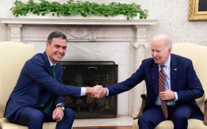 “Somos amigos”: los gestos que tuvo Pedro Sánchez con Joe Biden en la Casa Blanca (Fotos)