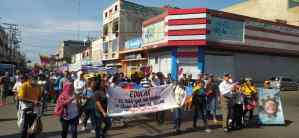 Docentes en Falcón salieron a protestar este #1May pese a la presencia de equipos antimotines en las calles