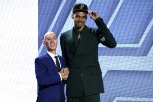 Spurs eligieron al prodigio Víctor Wembanyama en el del Draft de la NBA