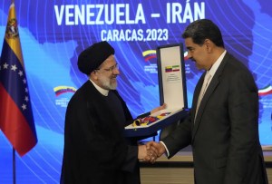 Iran’s president begins Latin América tour with stop in Venezuela