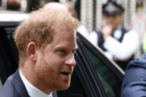 El príncipe Harry podrá llevar a juicio a “The Sun” por presunta actividad ilícita