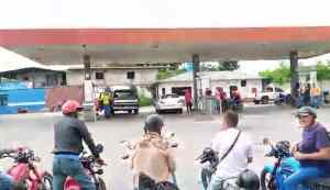 Solo seis gasolineras a precio internacional y una subsidiada abrieron este #20Oct en Barinas