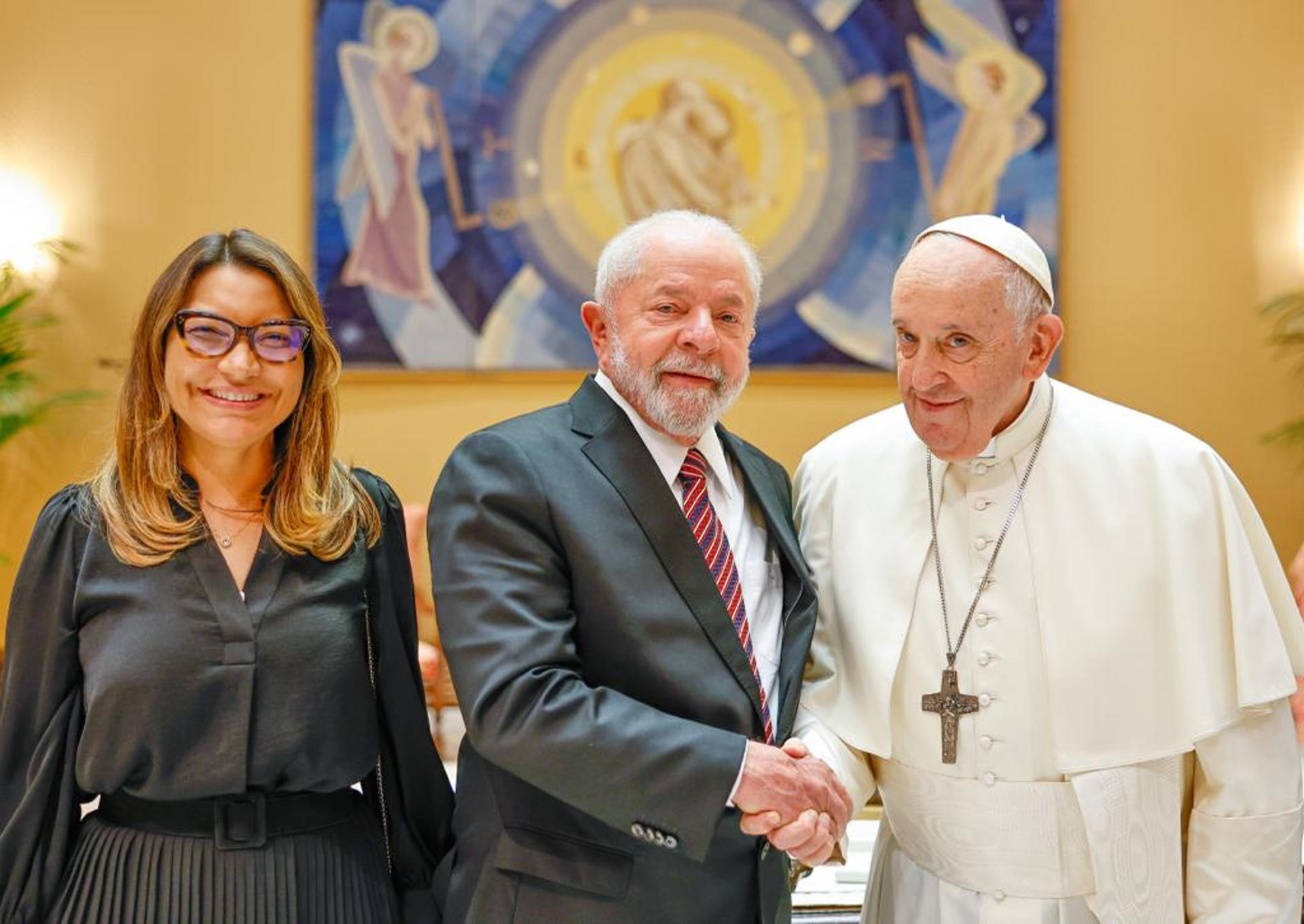 El papa Francisco a Lula: “Estamos en tiempos de guerra y la paz es muy frágil”
