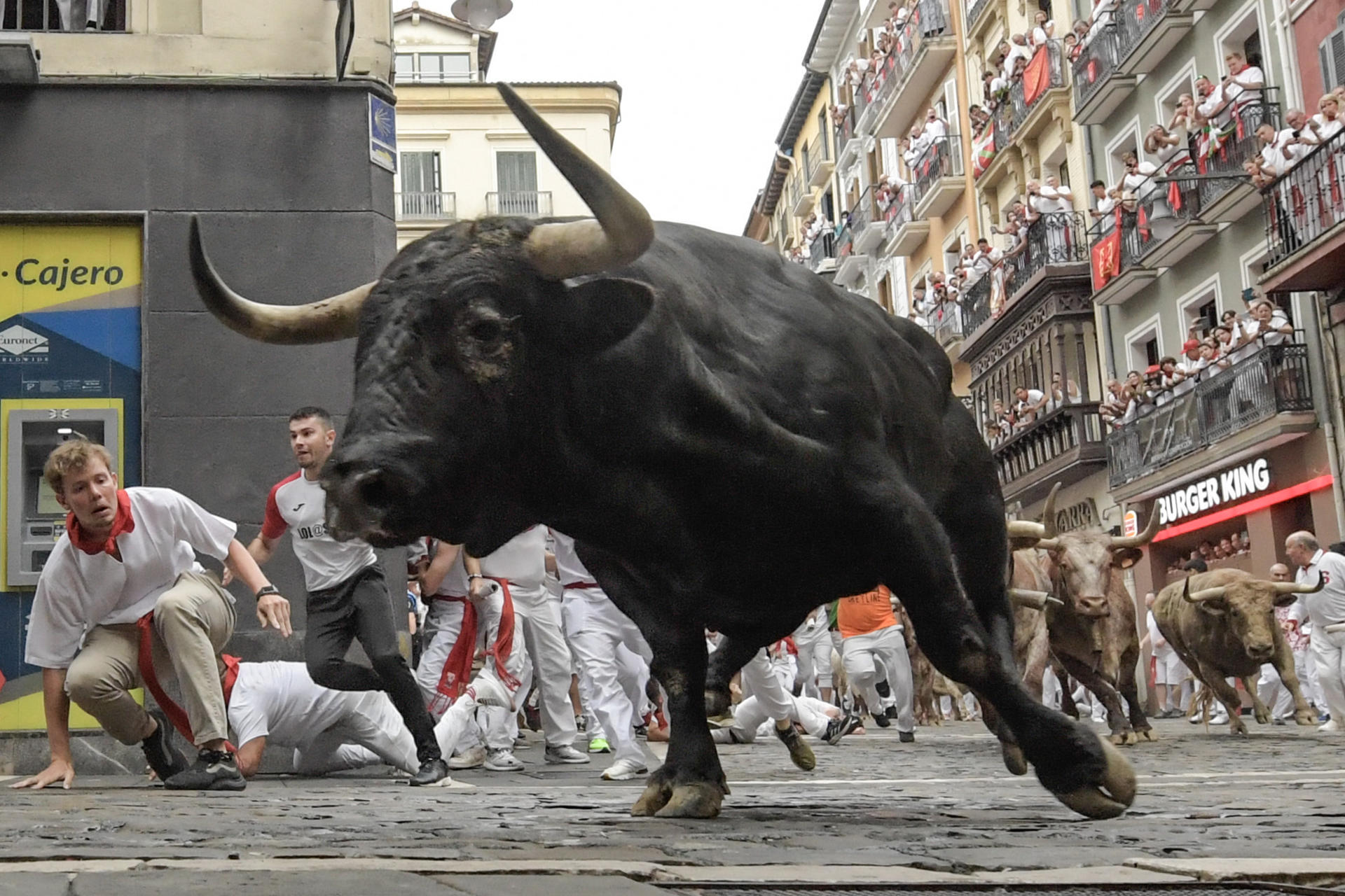 Encierro rápido y limpio en los Sanfermines, sin heridos por asta de toro