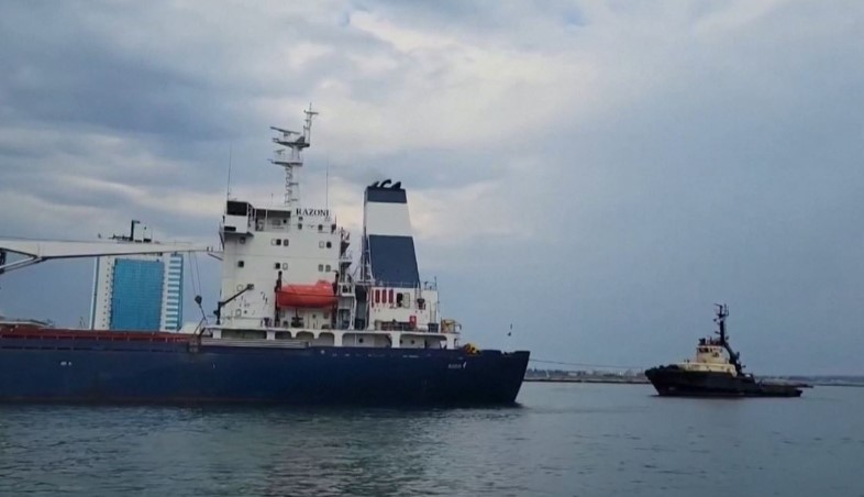 Ucrania informa de la partida de un primer barco por el corredor provisional de Odesa